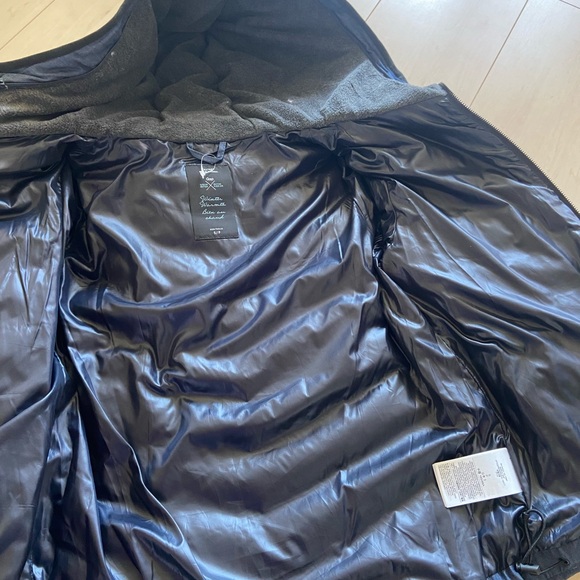 GAP Puff Cropped Jacket - Picture 9 of 10